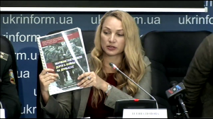 Tetiana Popova during a joint press conference with "Stopterror" on evidences of military intervention of Russia in Ukraine