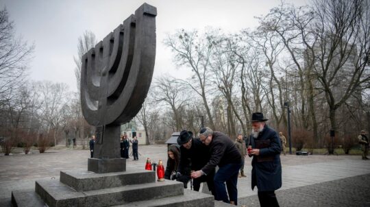 У Бабиному Яру вшанували пам’ять жертв Голокосту