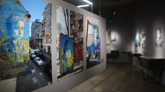 «GUERRE EN UKRAINE»: в Музеї війни відбулось відкриття виставки французького вуличного художника Крістіана Ґемі, відомого як C215