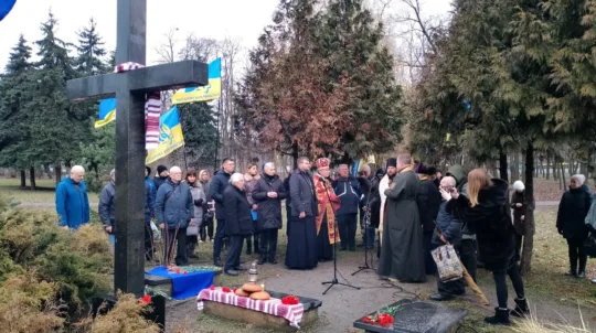 У Києві в Бабиному Яру вшанували пам’ять поетеси Олени Теліги