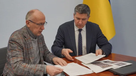 Україна та Естонія підписали меморандум про повернення 274-х незаконно вивезених археологічних артефактів