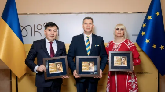 «Тарас Шевченко єднає народи»: за киргизько-українського партнерства вийшла перша міжнародна марка, присвячена Кобзарю