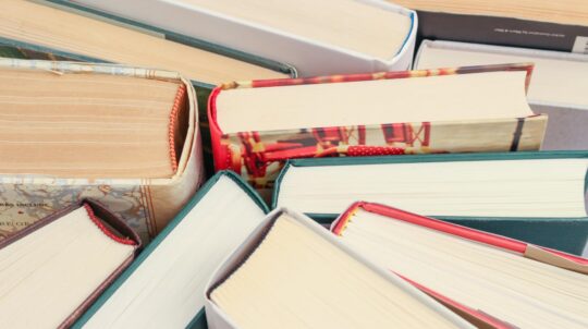 Шлях до читача: інновації та трансформації у світі книговидання
